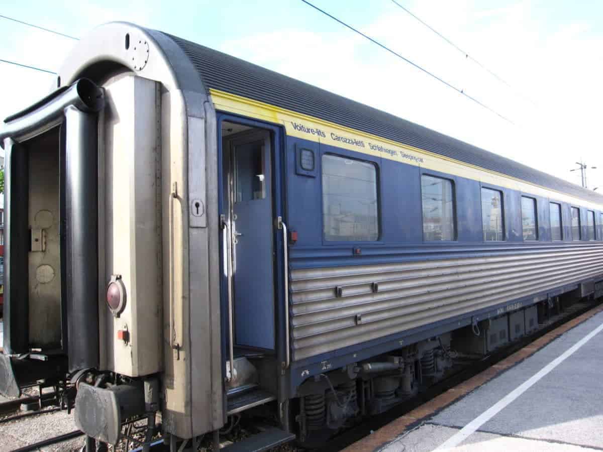 "Sleeping car on the Dacia Express"